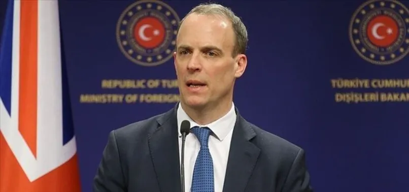 İngiliz mevkidaşı Raab'dan Çavuşoğlu'na koronavirüse karşı dayanışma teşekkürü