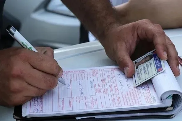 2024 yılı MTV, trafik cezası, kimlik, ehliyet ve pasaport harçları belli oldu! Yeni yılda harç zamları ne kadar oldu? RESMİ GAZETE’DE YAYIMLANDI