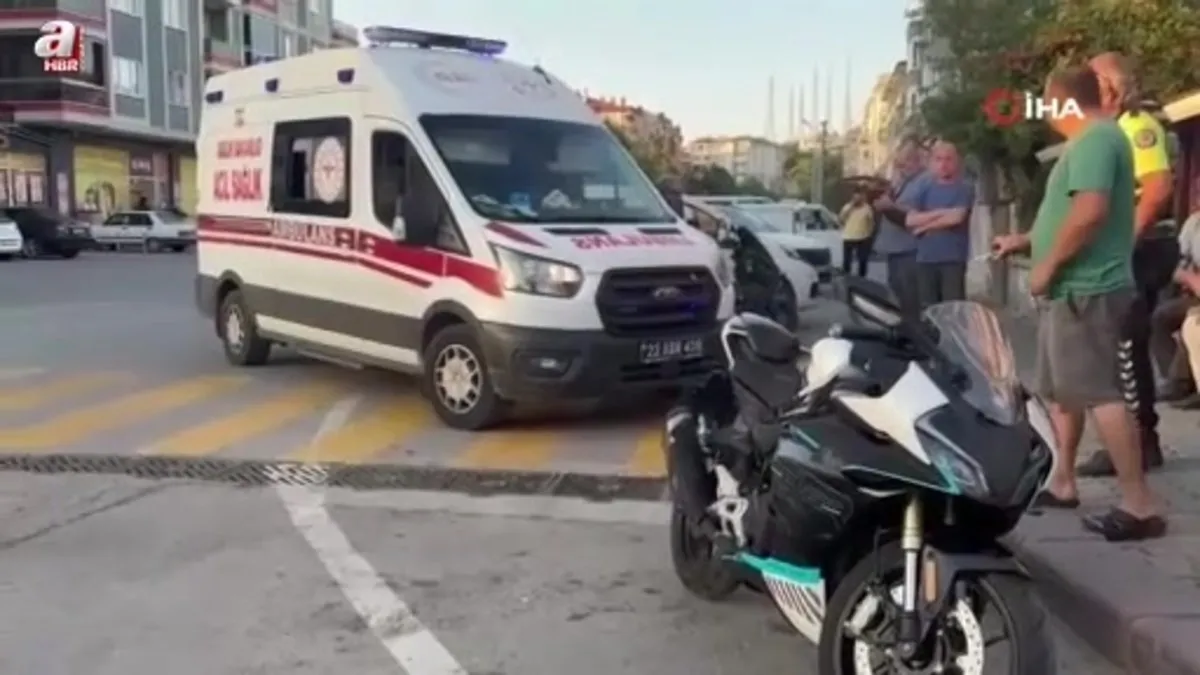 Otomobil ile motosiklet çarpıştı: 1 yaralı