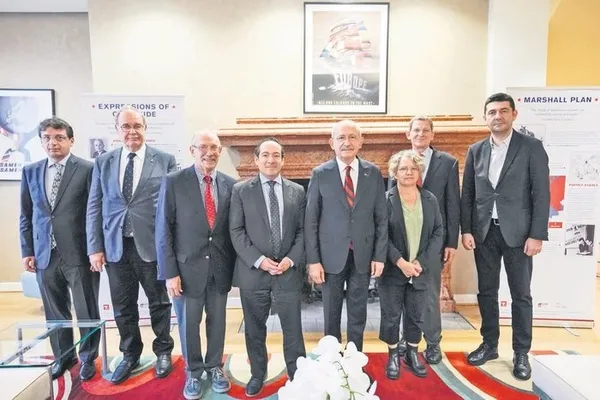 chp-sozcusu-oztrak-kilicdaroglunun-kayip-8-saatini-soran-gazeteciyi-azarladi-bu-yapilan-gazetecilik-degil-ayip-1666026911208.jpeg CHP Sözcüsü Öztrak 'Kılıçdaroğlu'nun kayıp 8 saatini' soran gazeteciyi azarladı: Bu yapılan gazetecilik değil ayıptır - 5