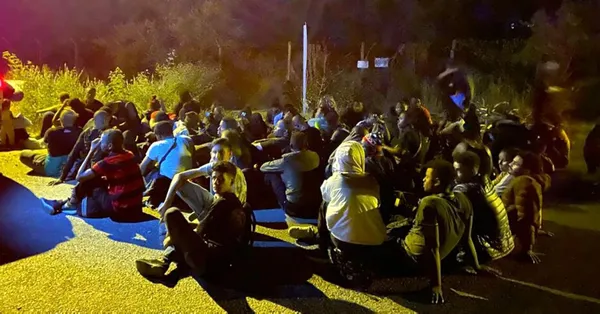 sinir-disi-edilen-gocmen-sayisi-73-bin-836ya-ulasti-1661628205463.jpg Sınır dışı edilen göçmen sayısı 73 bin 836'ya ulaştı - 1