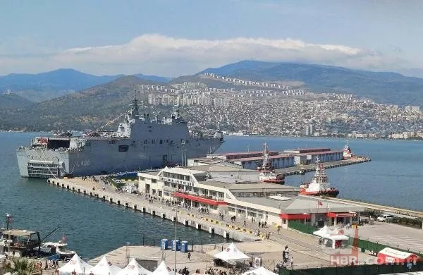 İzmir’de TCG Anadolu’ya 3’üncü günde de yoğun ilgi: Vatanımızı korumak için bu gemiye ihtiyacımız var