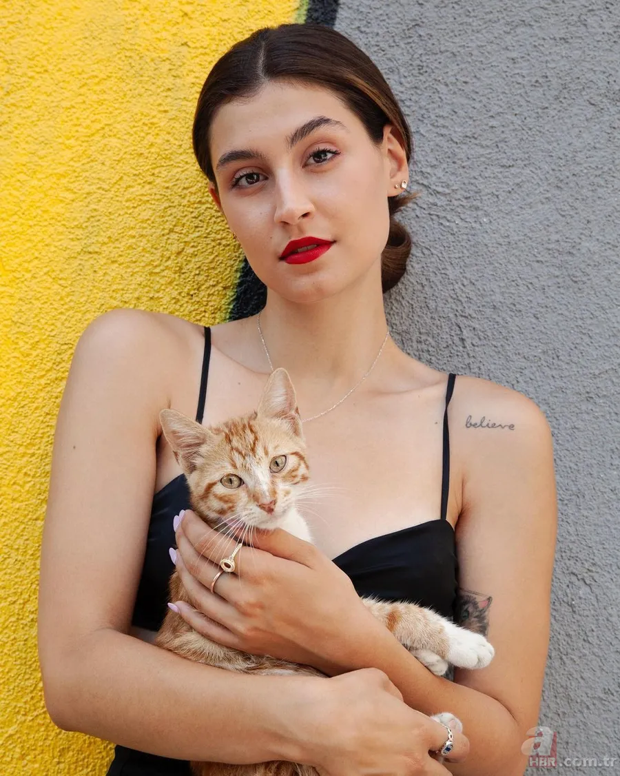 İsmail Demirci'nin eşi Hande Soral'ın oğlu büyüdü! Minik Ali teyzesi Bensu Soral'ın kopyası resmen... 10