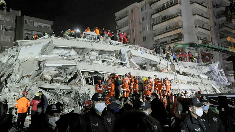 İzmir depremi hakkında provokatif paylaşım yapan kişi yakalandı
