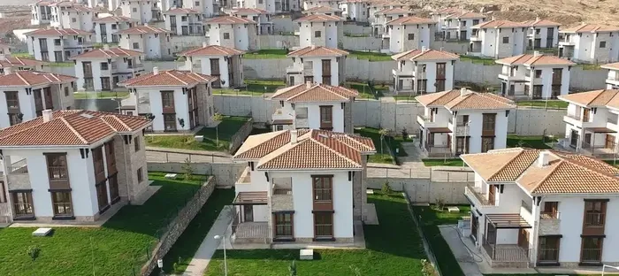 baskan-erdogandan-yuzyilin-konut-projesi-mujdesi-81-ilde-kiralik-konut-uygulamasi-basliyor-1759168051501.jpg Fotoğraf-A Haber