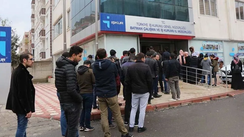İŞKUR ilanına yoğun ilgi! Günde 3 saat çalışana aylık 2500 TL! İŞKUR iş başvurusu nasıl yapılır?