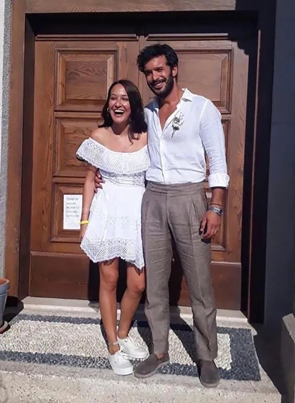 Gupse Ozay Ile Evlenen Baris Arduc Tan Bebek Aciklamasi