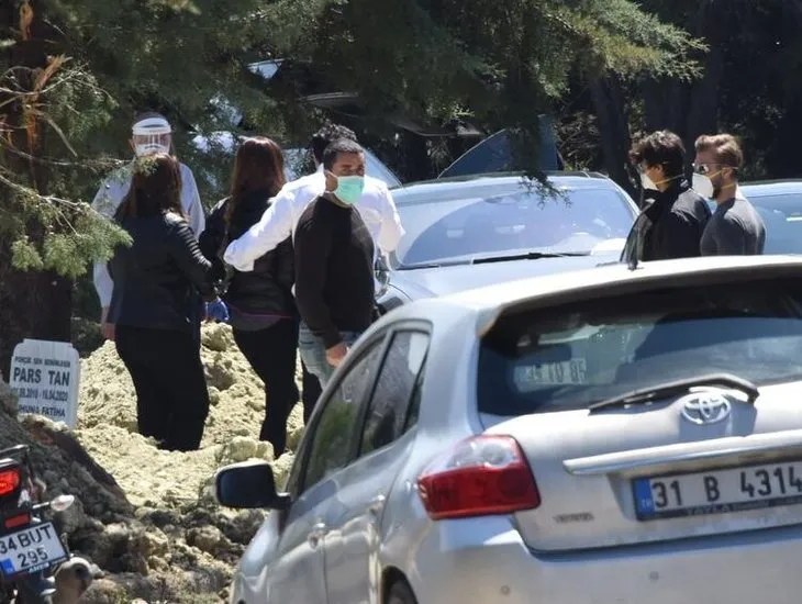 Ebru Şallı ve Harun Tan’ın çocukları Pars’ın mezar taşında yazanlar kahretti