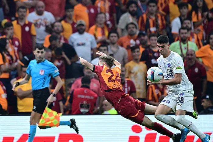 Galatasaray’da Jelert pişmanlığı! Devre arası yolcu
