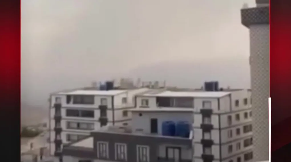 BİNAYA YILDIRIM DÜŞTÜĞÜ AN!