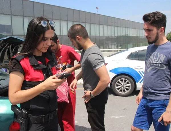 İstanbul'da geniş çaplı operasyon! Giriş çıkışlar tutuldu - 1