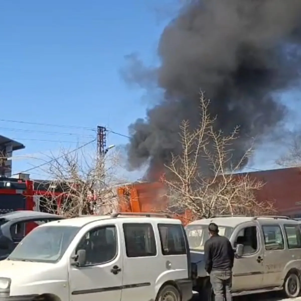 Kahramanmaraş’ta sanayi sitesinde yangın paniği!