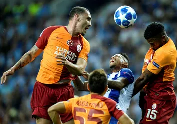 Maicon'a Porto taraftarından protesto