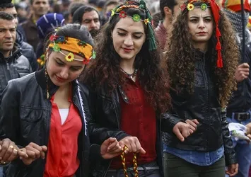 Ankara'da şarkılı türkülü eylem yasağı