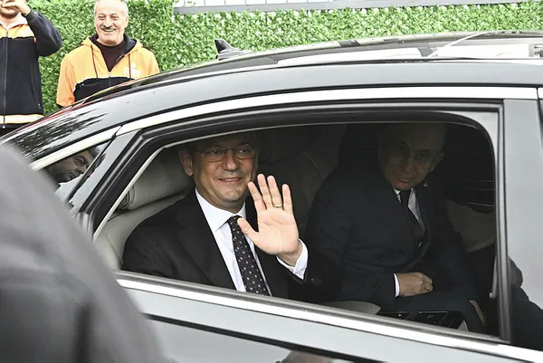 1702361484222.jpg İmamoğlu'nun olası mağlubiyet planı belli oldu! Gözü Özgür Özel'in koltuğuna dikecek! Kılıçdaroğlu faktörü... - 6