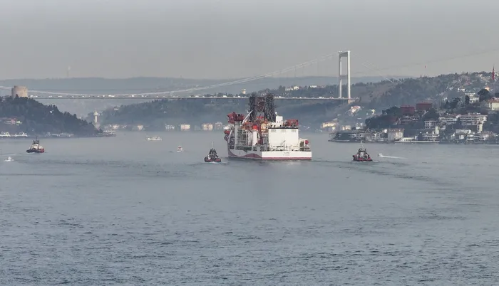 yildirim-sondaj-gemisi-karadeniz-yolcusu-istanbul-bogazindan-gecti-1769425620997.jpg Yıldırım Sondaj Gemisi