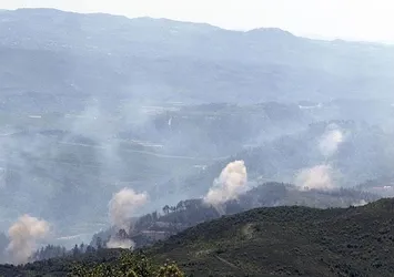 Suriye rejimi ve Rus jetleri Türkmendağı'na saldırıyor