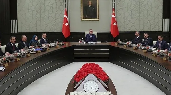 bugun-kabine-toplantisi-var-mi-ne-zaman-saat-kacta-24-nisan-kabine-toplantisi-yapilacak-mi-1682324909493.jpg Bugün Kabine Toplantısı var mı, ne zaman, saat kaçta? 24 Nisan Kabine Toplantısı yapılacak mı? - 2
