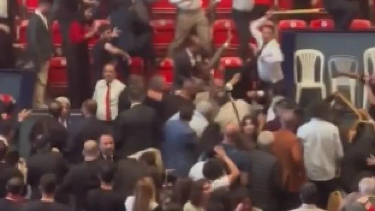 Ankara Barosu kongresinde skandal PKK propagandası! Yumruklar havada uçuştu