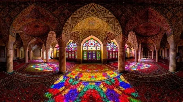 Dünyanın en güzel kubbeli camileri
