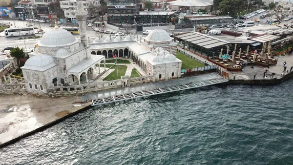 Tarihçi Murat Bardakçı’dan CHP’li İBB’ye Şemsi Paşa Camii tepkisi