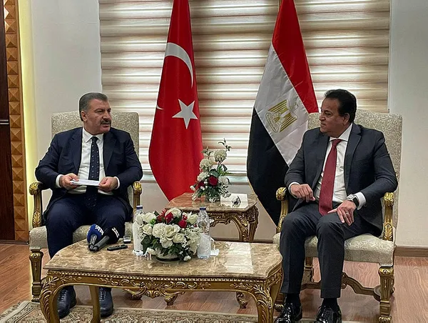 Gazze’ye yardım eli! Sağlık Bakanı Koca açıklama yaptı: 26 Gazzeli hasta ile 13 refakatçisi Türkiye’ye getirildi