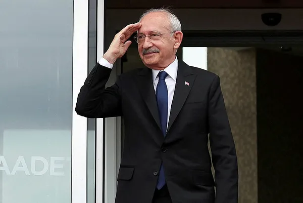 1678303849670.jpg Mahmut Övür'den seçim öncesi provokasyon uyarısı: Farklı aktörler devreye girecek sakin bir süreç olmayacak - 7