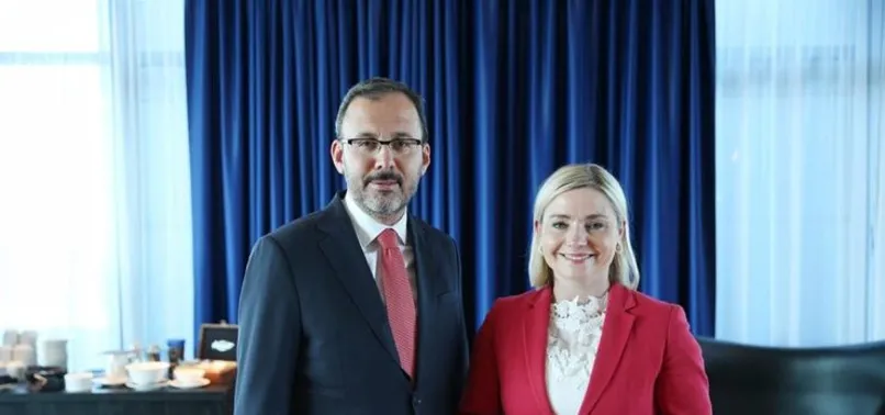 Bakan Kasapoğlu İzlandalı Bakan Lilja ile görüştü