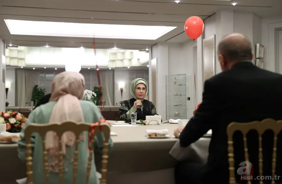 Başkan Erdoğan 23 Nisan Ulusal Egemenlik ve Çocuk Bayramı'nda çocuklarla iftarda buluştu 16