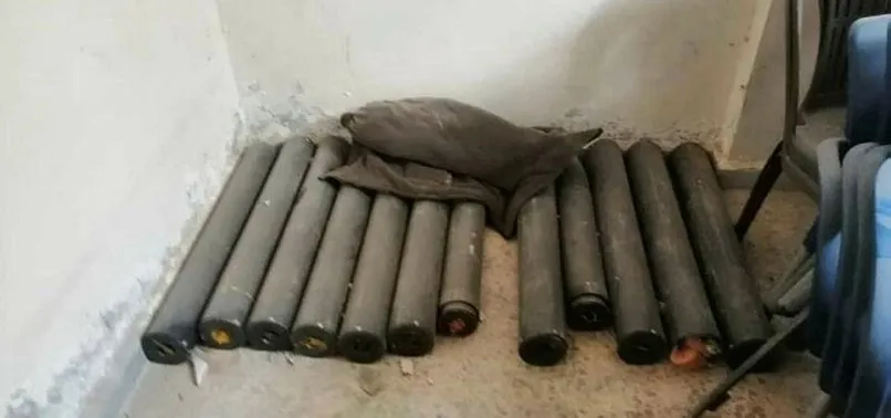 Son dakika: Rasulayn'da YPG'li teröristlere ait silah deposu bulundu