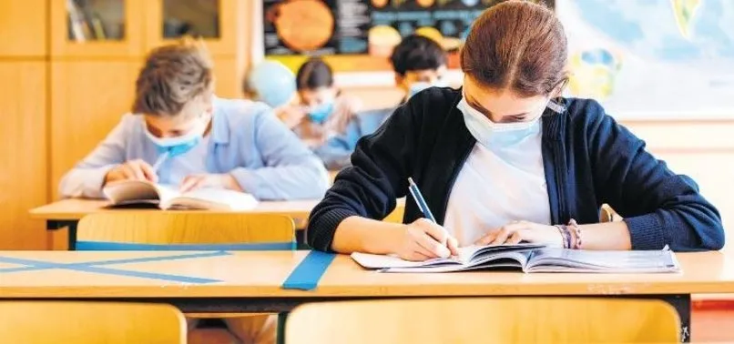 Son dakika: Yüz yüze eğitimde 3. aşama uygulama programı 81 ile gönderildi