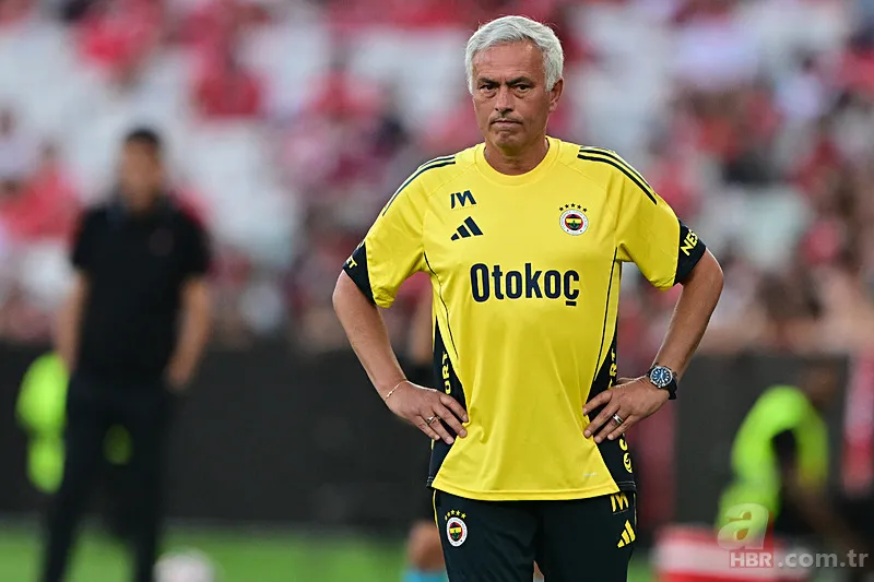 Fenerbahçe eski Galatasaraylı oyuncuya talip! Sağ bek için flaş isim! 3