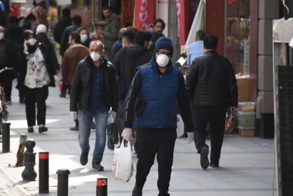 Sağlık Bakanı Fahrettin Koca’dan son dakika açıklaması! İşte vakaların en çok arttığı ve azaldığı iller!