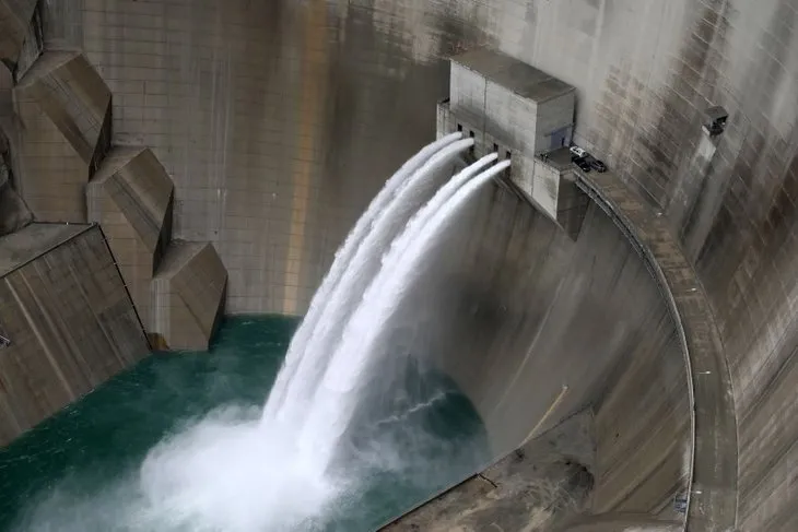 Yusufeli Barajı ve HES’te su seviyesi 74 metreye ulaştı