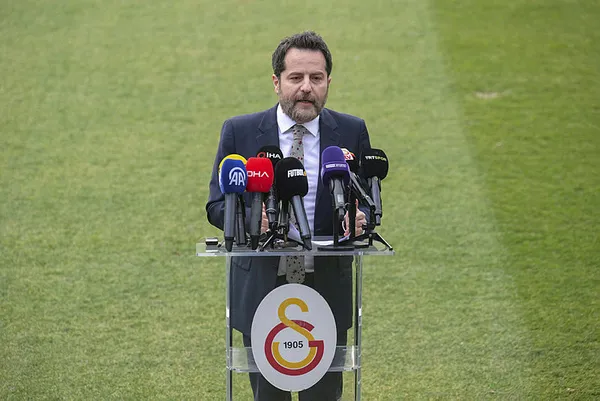 erden-timurdan-transfer-hakkinda-carpici-aciklamalar-1706116873978.jpg Erden Timur'dan transfer hakkında çarpıcı açıklamalar!