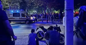 Feci kaza | Refüje çarptı! 2 kişi öldü