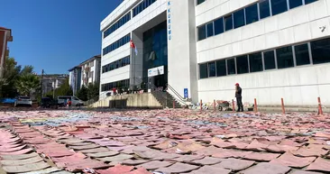 Bartın’da sel afeti! Islanan binlerce evrak tek tek kurutuluyor
