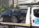 Kontrolden çıkan otomobil ağaca çarptı