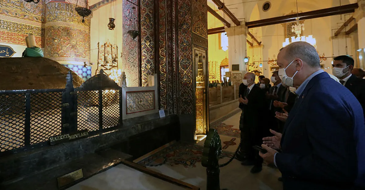 Başkan Erdoğan Konya'da Hz. Mevlana türbesini ziyaret etti
