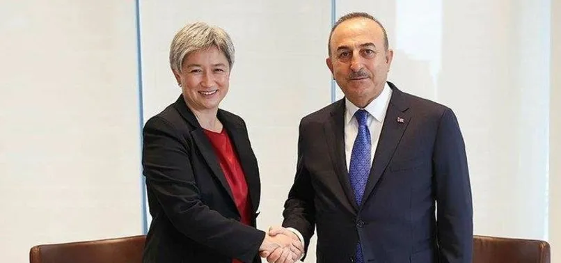 Dışişleri Bakanı Mevlüt Çavuşoğlu'ndan New York'ta diplomasi trafiği