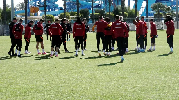 alanyaspor-galatasaray-maci-ne-zaman-saat-kacta-super-lig-24-hafta-alanyaspor-gs-maci-ilk-11ler-belli-oldu-mu-1644129569596.jpg Alanyaspor Galatasaray maçı ne zaman, saat kaçta? Süper Lig 24. hafta Alanyaspor GS maçı ilk 11'ler belli oldu mu? - 5