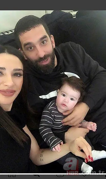 Arda Turan ve Aslıhan Doğan’ın oğulları Hamza Arda Ege sahillerinde ilgi odağı oldu 4