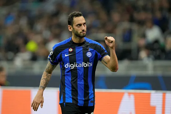 Hakan Çalhanoğlu ’Barça’ladı | Inter - Barcelona: 1-0