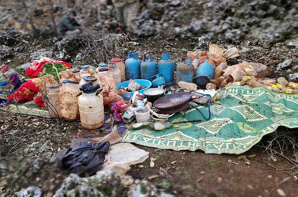 Son dakika: Mardin Bagok’da PKK’ya ait sığınaklarda patlayıcı ve çeşitli malzemeler ele geçirildi