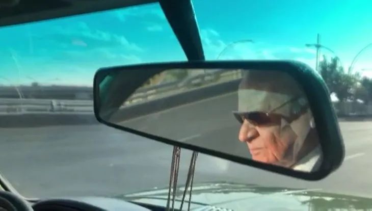 Bahçeli, NeÅet ErtaÅ'ın türküsüyle Ankara'yı gezdi!