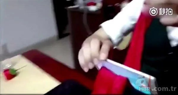 Tek bir hareketle parmağını yok etti! O numaranın sırrı ortaya çıktı: Yıllardır böyle kandırılmışız 19