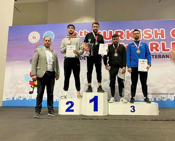 Kerküklü sporcu elde ettiği şampiyonluğu Başkan Erdoğan'a armağan etti - 1