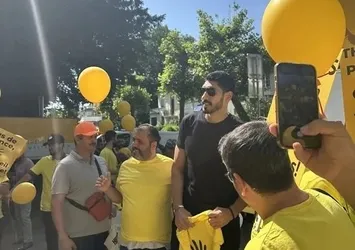 FETÖ’cüler Ekrem İmamoğlu maskesi takıp özgürlük istedi!