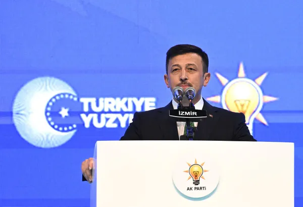 AK Parti İzmir Büyükşehir Belediye Başkan Adayı Hamza Dağ: Bizim derdimiz İzmir’i sadece Ege’nin değil dünyanın incisi yapmaktır