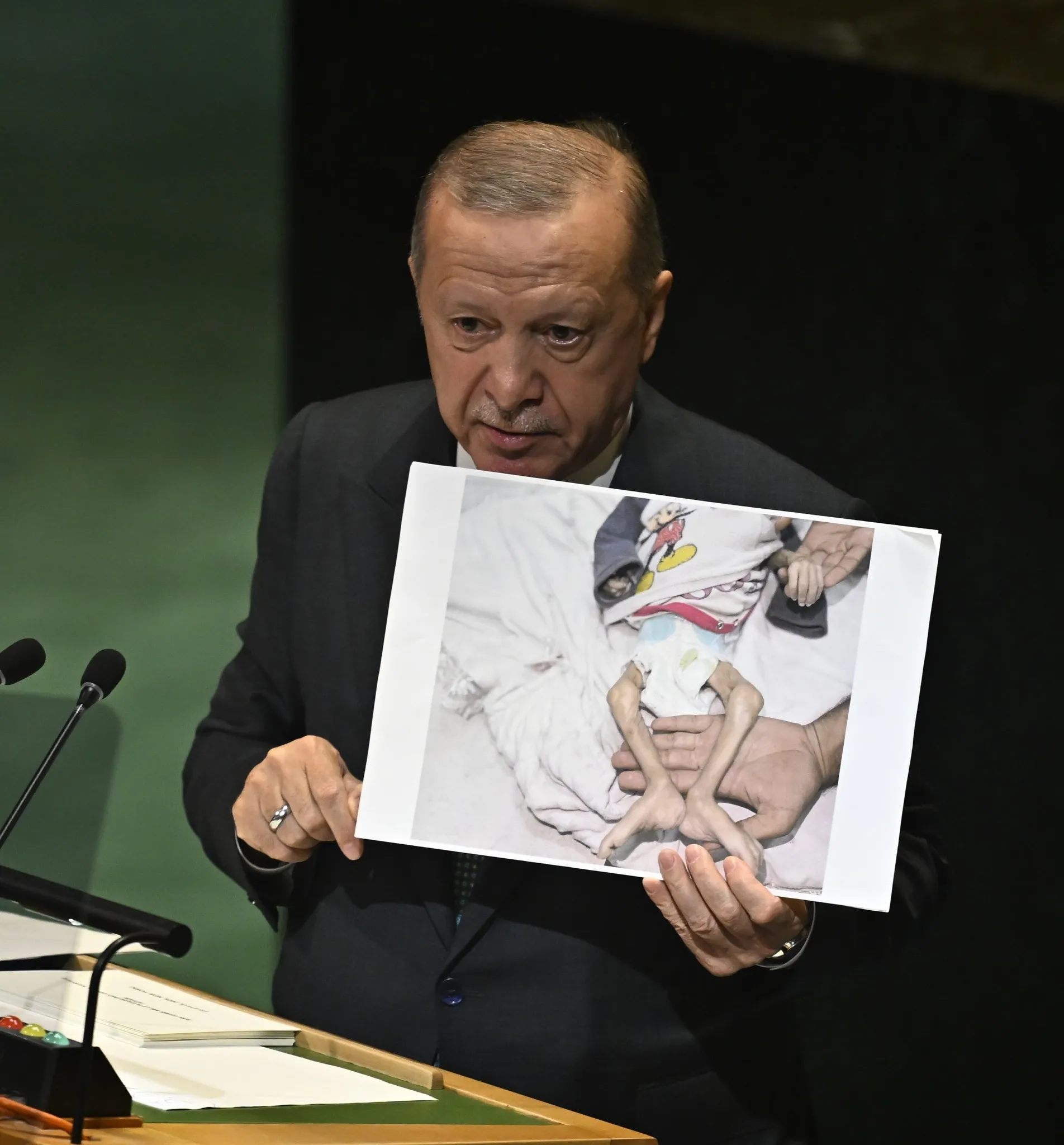 Küresel diplomasiye Başkan Erdoğan damgası! Krizlerin çözüm adresi Türkiye oldu